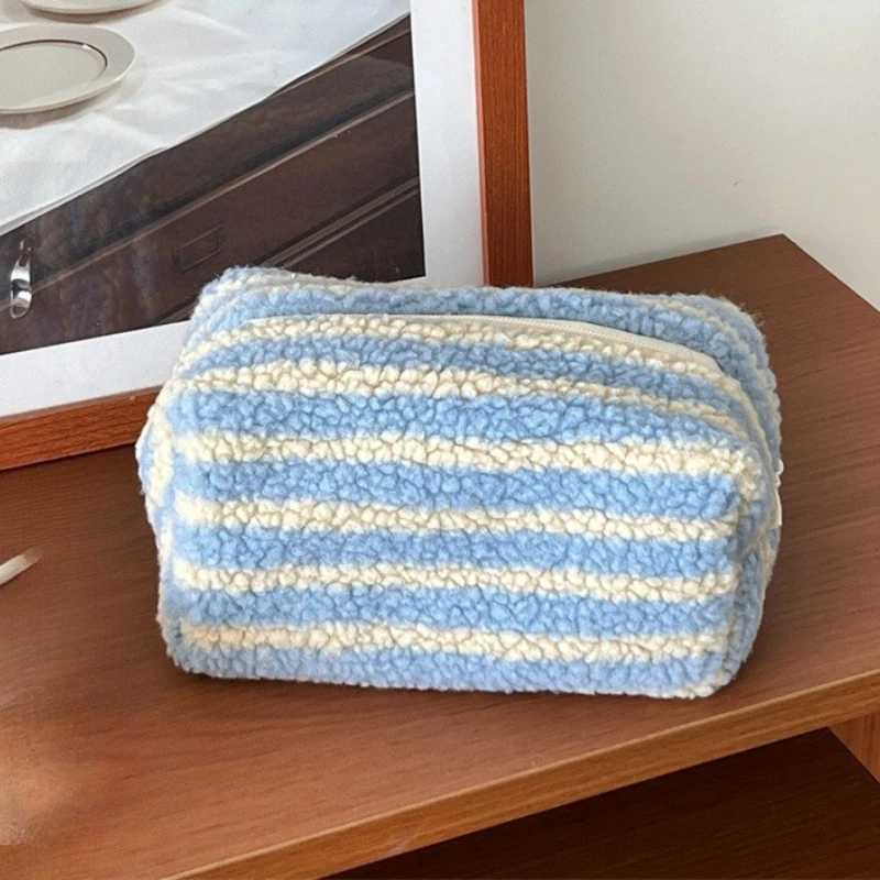 

New Striped Plush Autumn Winter Clutch Cosmetic Bag Large Capacity Makeup Bag Toiletries Bag Travel Outdoor Makeup Storage Pouch