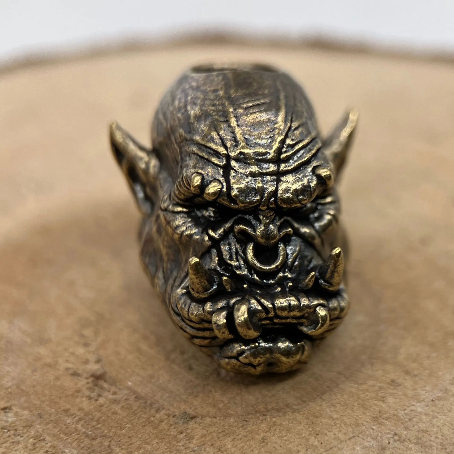 

Beast Face Knife Beads EDC Wear Paracord Tools Brass Copper Lanyard Pendants Character Style Key Rings DIY Accessories