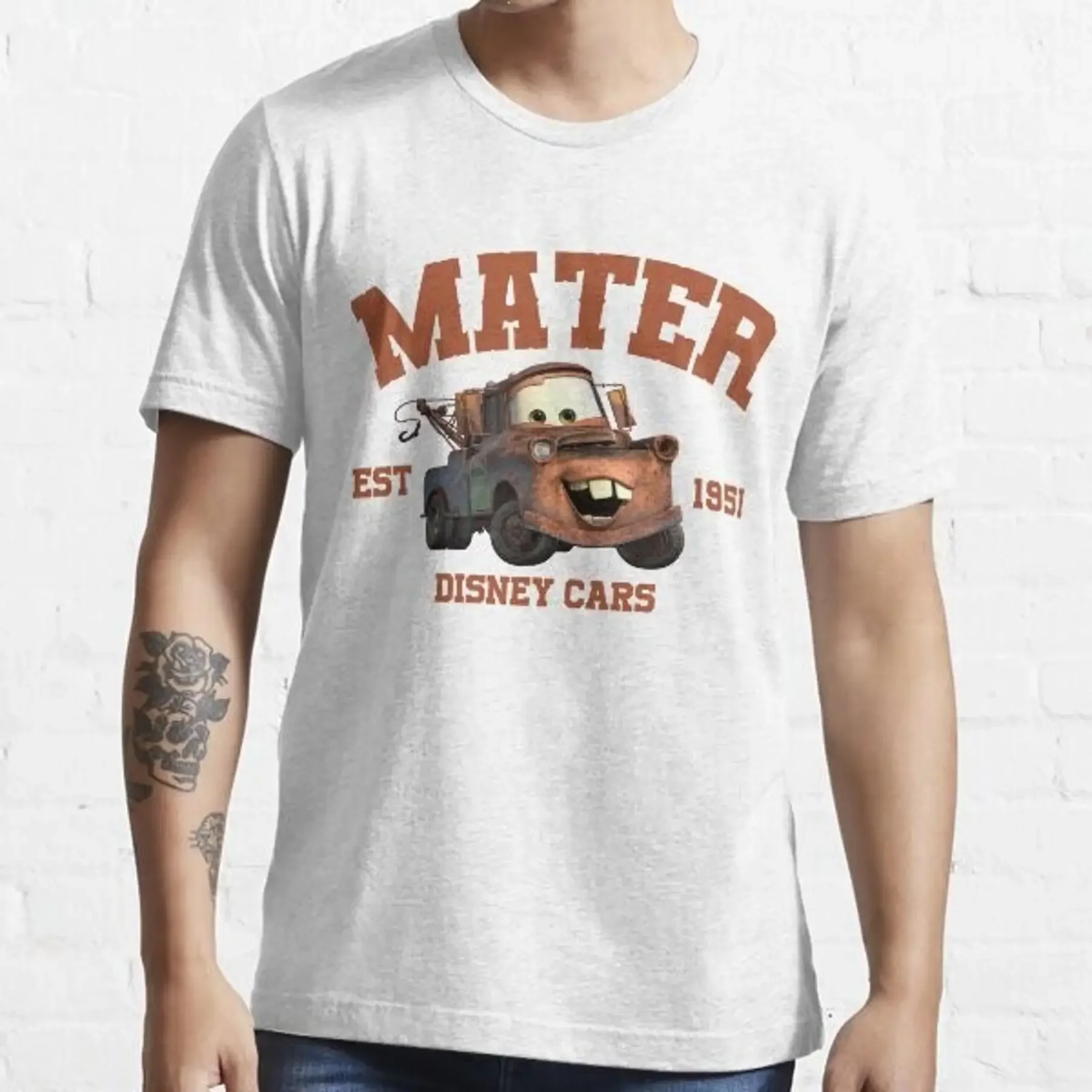 

Mater Est 1951 Essential T-Shirt