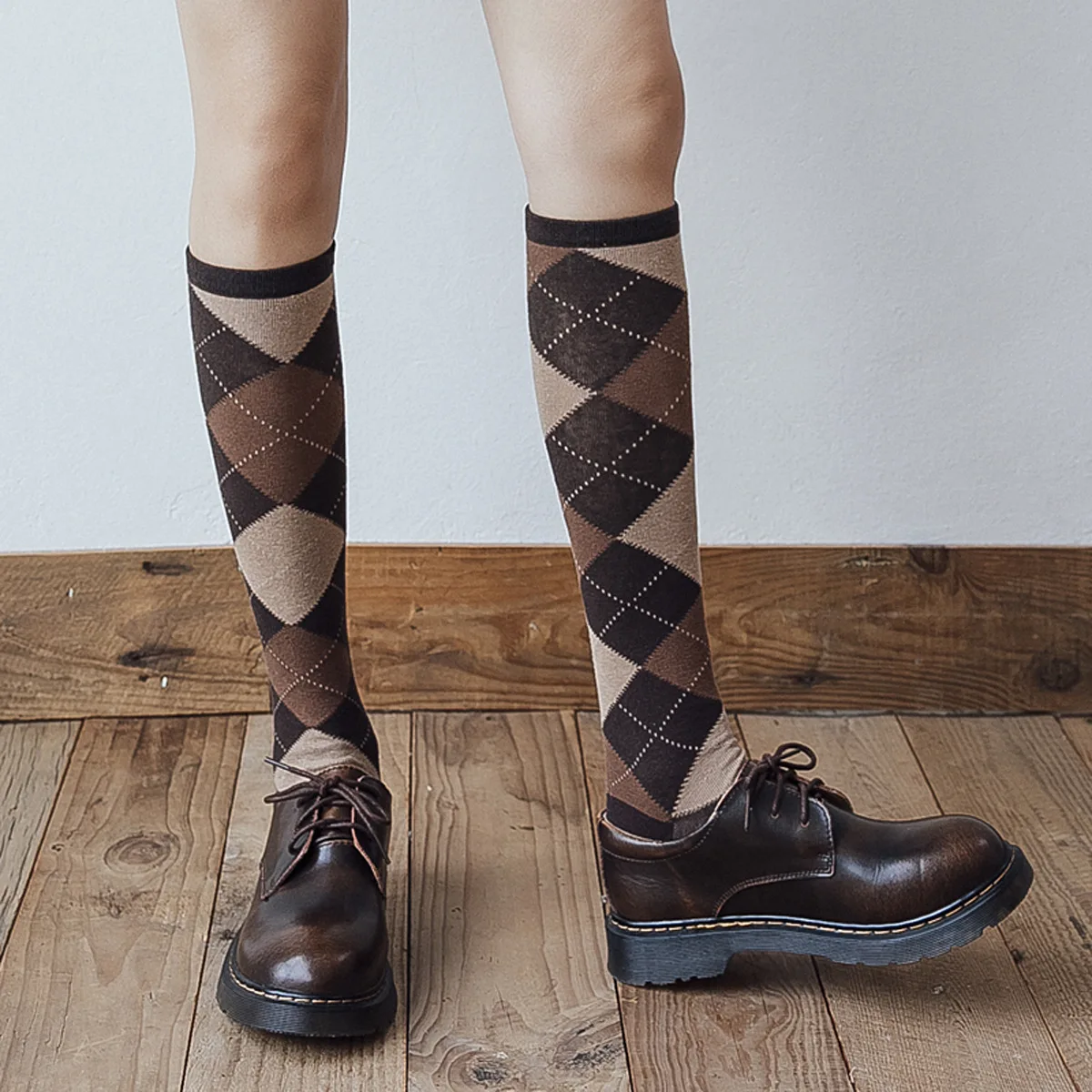 3 Pairs Women's Calf Socks Vintage Scottish British Style Diamond Plaid Sock Autumn Winter Long Cotton Knee Socks Woman Fashions