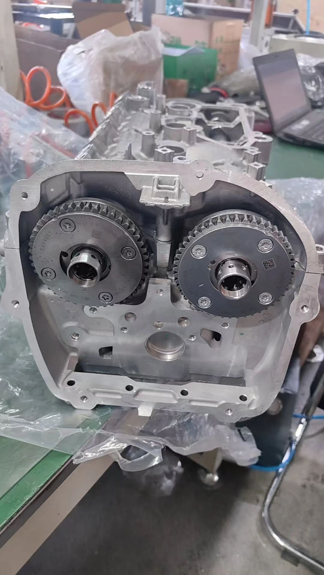 

Engine cylinder head and A5 spare parts