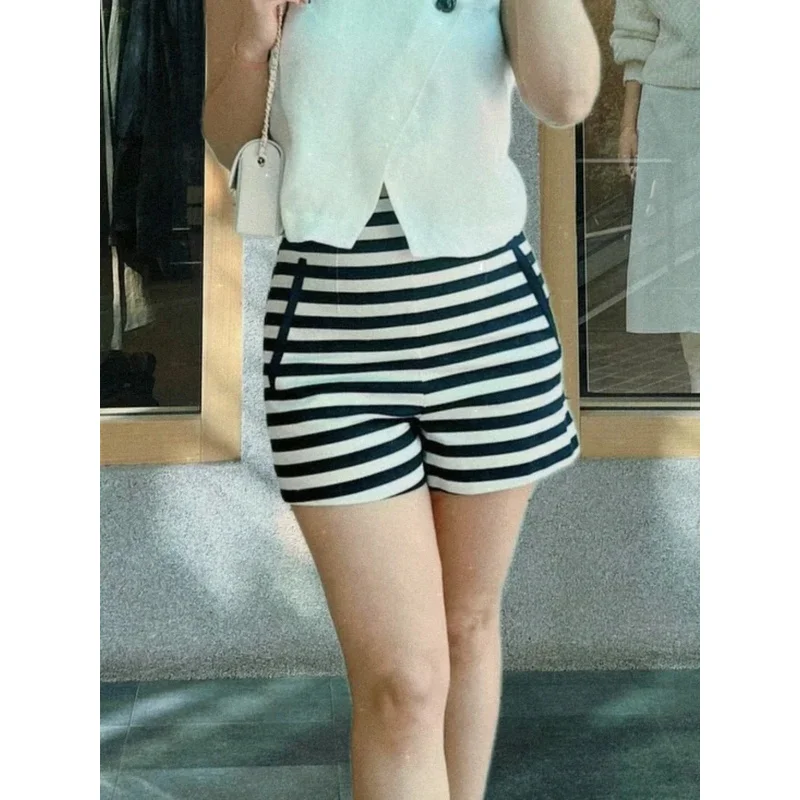 Women's High Waist Striped Solid Color Casual Shorts Summer 2025 Mini Fashion Commuting Vacation Beachwear