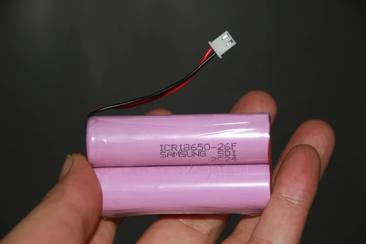 18650. 4.2V charging treasure headlight amplifier 3.7V lithium battery 5200mAh lamp flashlight Rechargeable Li-ion Cell