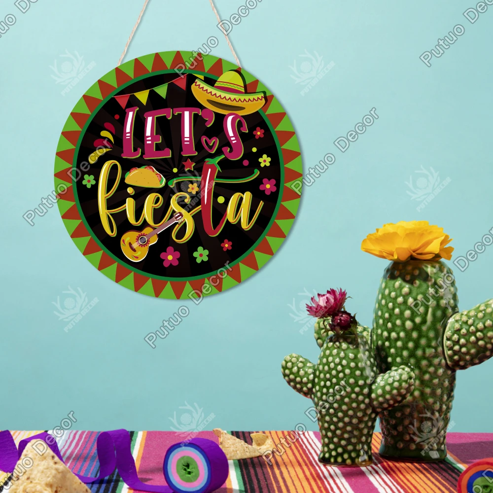 

Putuo Decor Wooden Round Hanging Sign Decor, Let's Fiesta Wall Art Decor for Home Farmhouse Cafe Restaurant,Cinco De Mayo Gifts