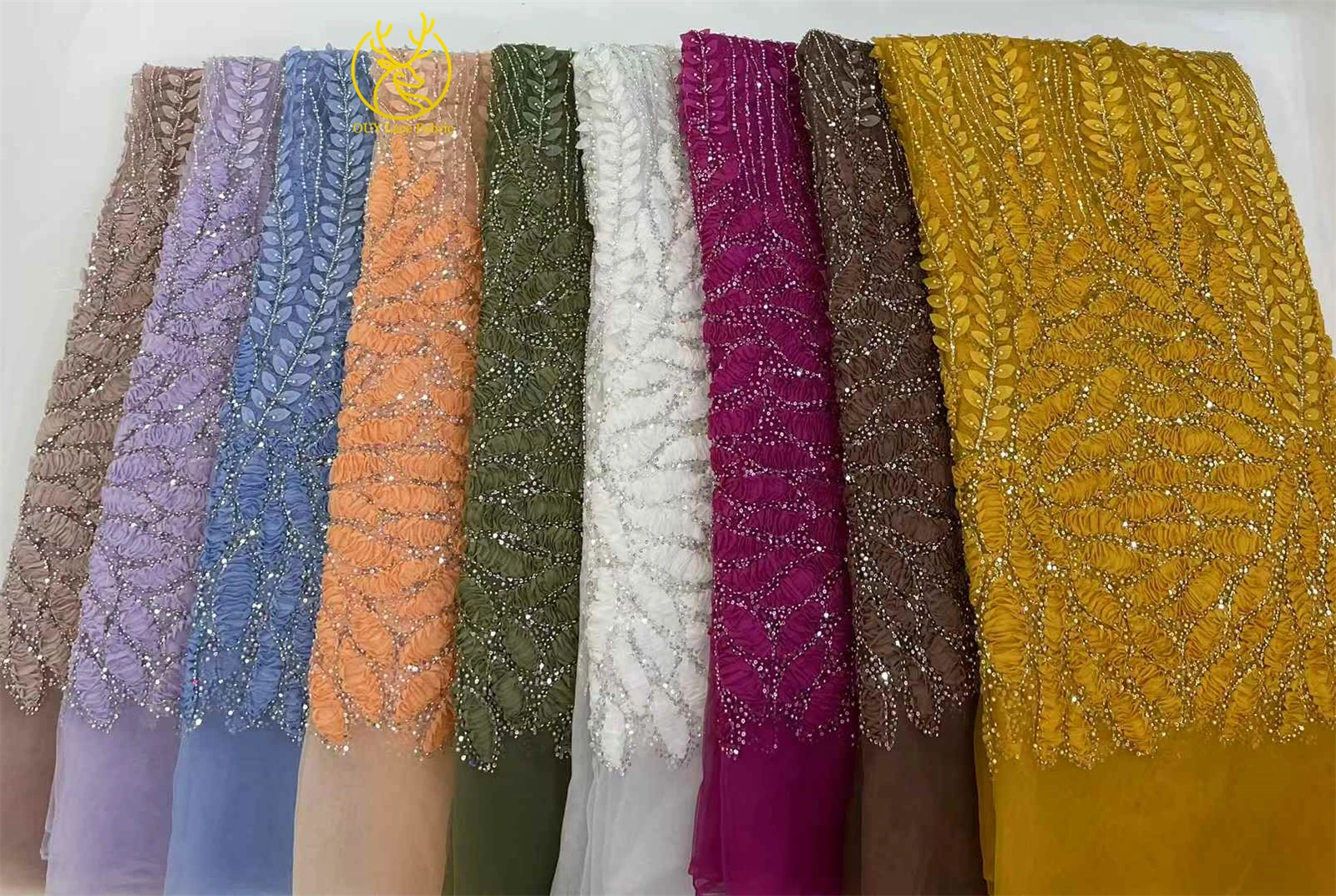 2025 فاخر اليد الأفريقية المطرزة الترتر مطرز الدانتيل جودة عالية أنيقة الفرنسية الترتر النسيج لفساتين الزفاف النسائية