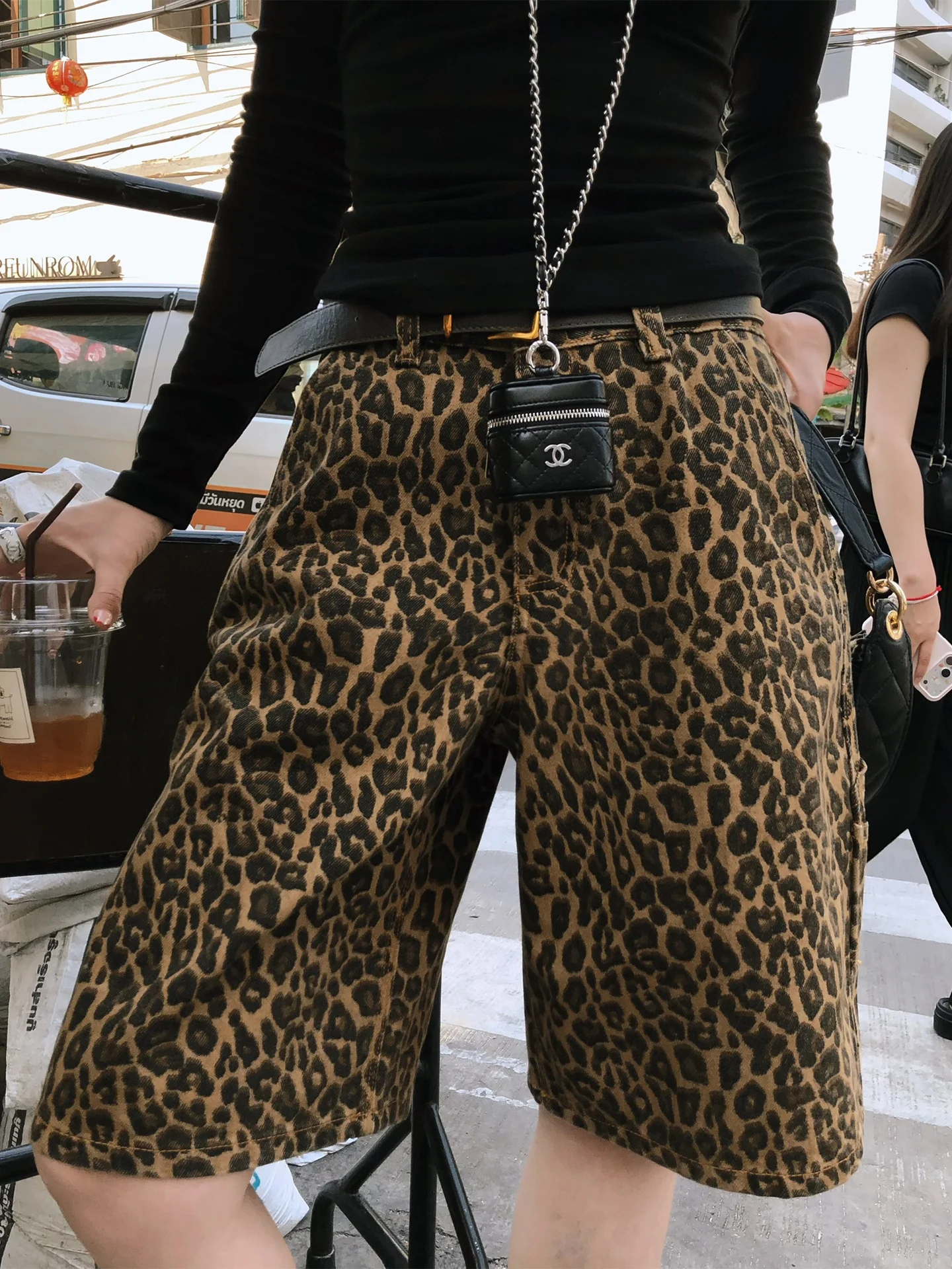 

Lililiwj Cotton Leopard Print Pants Women's Loose Street Style Casual Wide Leg Five-Quarter Length Straight Cut Trousers