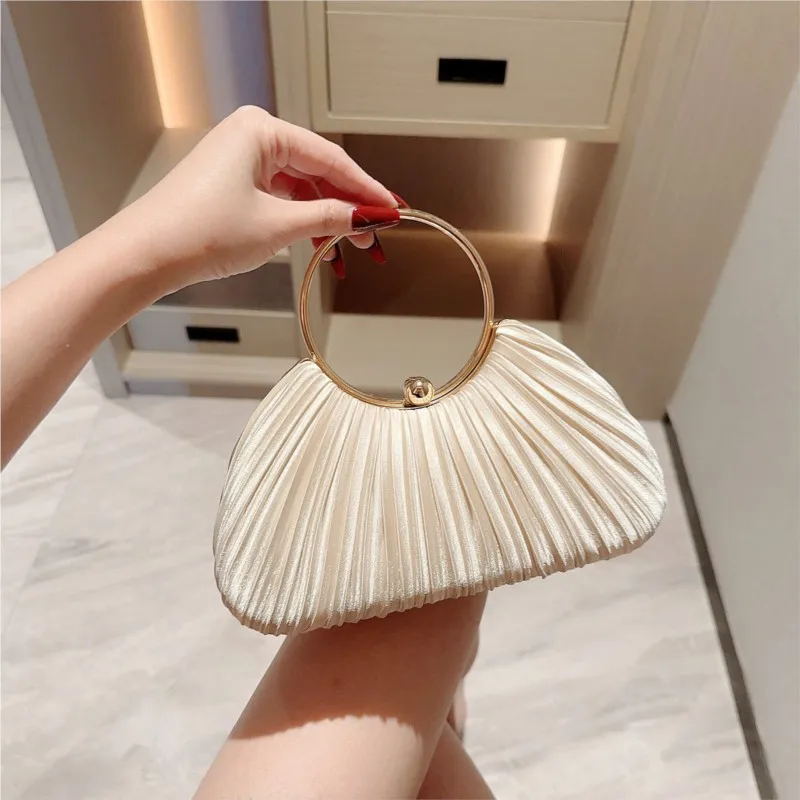 

Retro Silk Pleated Party Handbag Women Simple Versatile Dress Qipao Shoulder Bag Ladies Luxury Trendy Ladies Underarm Bag 2025