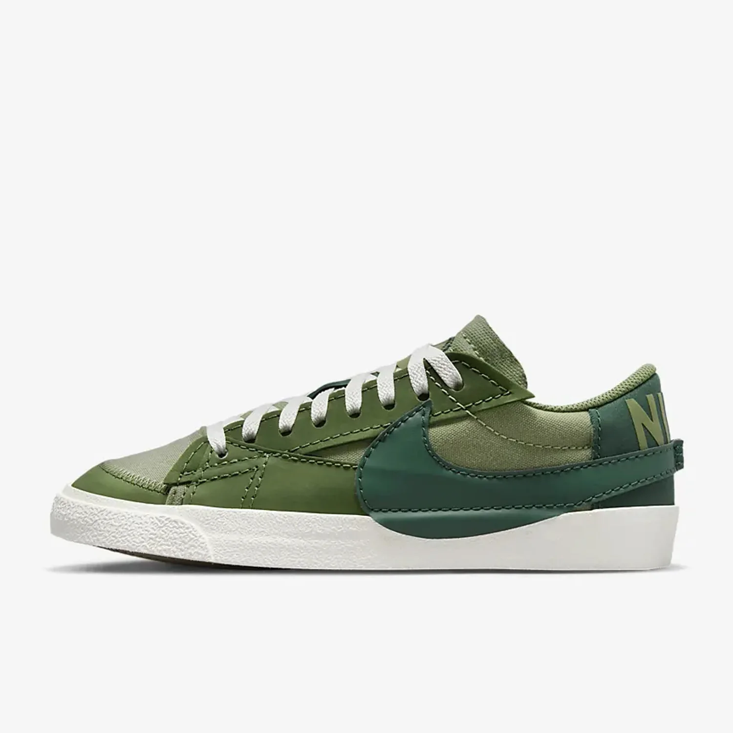 حذاء تزلج Nike Genuine Blazer Low '77 Jumbo للجنسين FJ5468-386