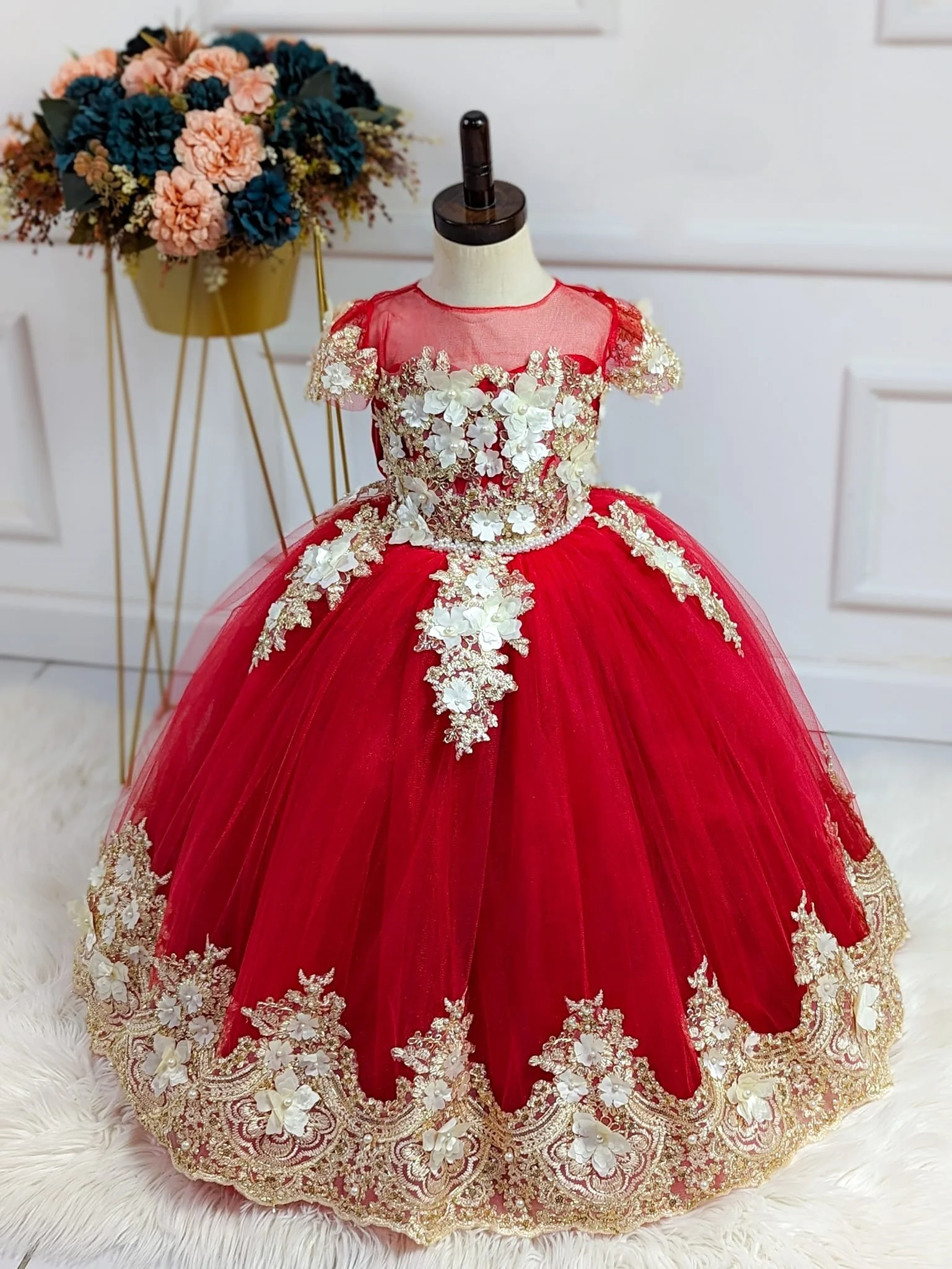 Neues wunderschönes rotes Blumenmädchenkleid für Hochzeiten, bodenlange Prinzessinnenkleider mit Applikationen für Erstkommunion, Quinceanera und Geburtstag