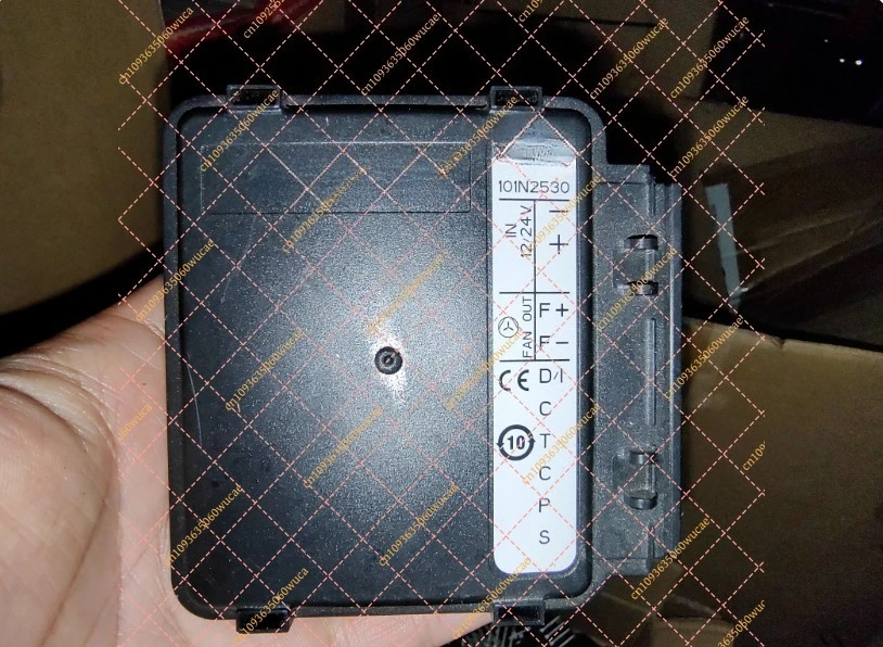 1PCS 101N2000 101N2730 101N2040 101N2002 101N2050 101N2530 101N2500 Variable Frequency Drive Compressor Controller