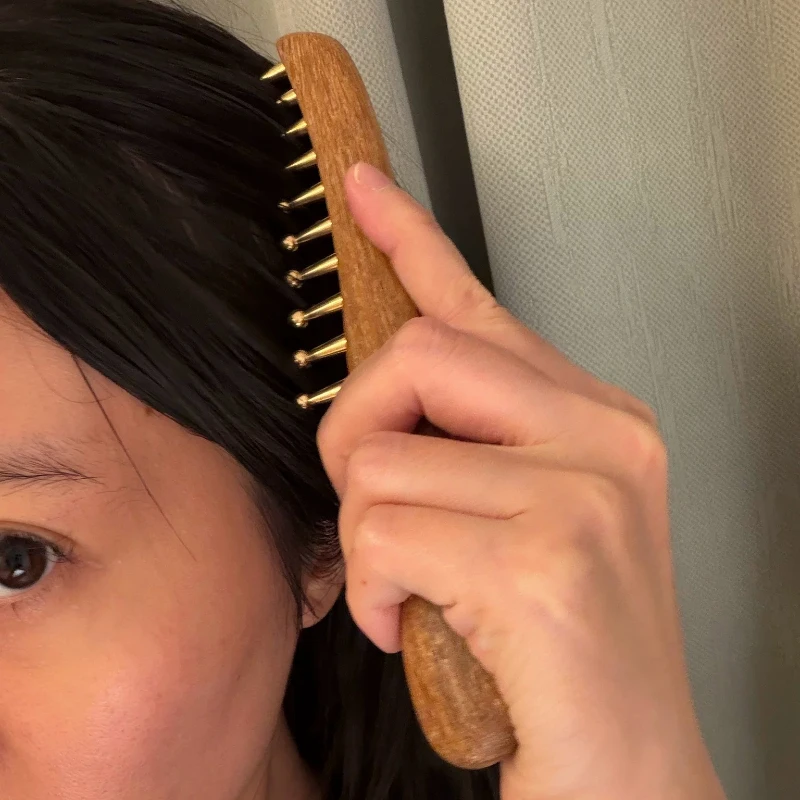 1pc Golden Sandalwood Comb 10-Teeth Wide Teeth Scalp Relax Care Tool Hair Head Meridians Massage Comb Hairdressing Styling Tools