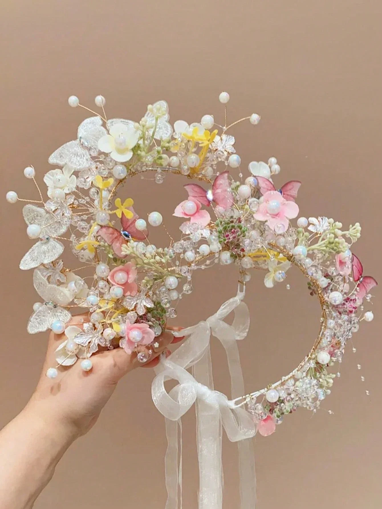 

1 шт. Детская повязка на голову с цветами в стиле феи, вуаль в деревенском стиле с бабочками и цветами, цветочная корона для девочек, головной убор для подружек невесты