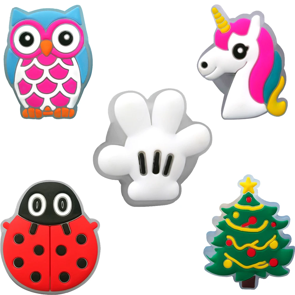5PCS LED Clog Shoe Charms Cute Animal Duck Gamepad Pig Black Cat Shoe Buckle Accessories Pins for Women Men Cute Shoe Decoration image 6