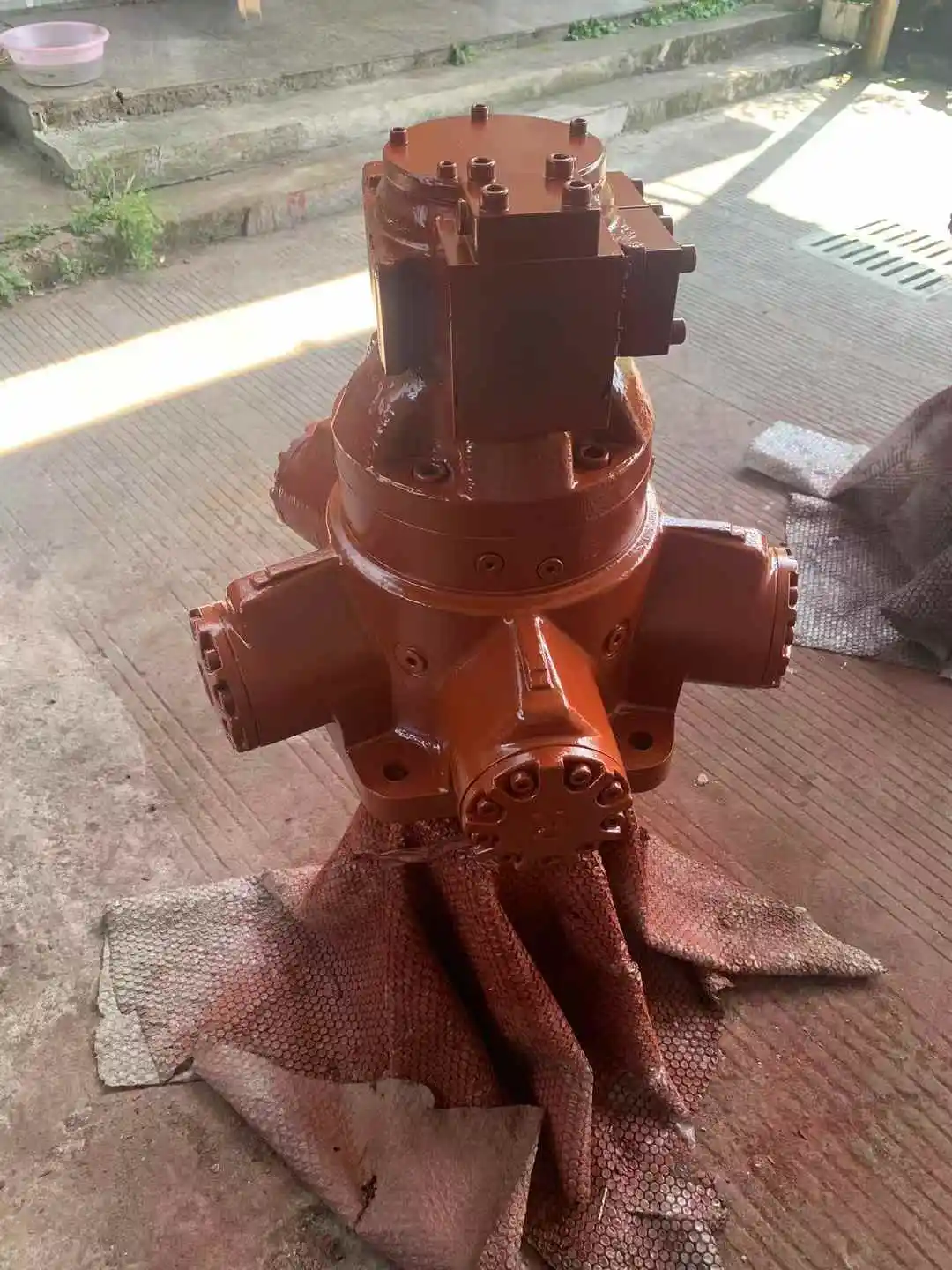 محرك هيدروليكي سريع HMC 270 مزدوج