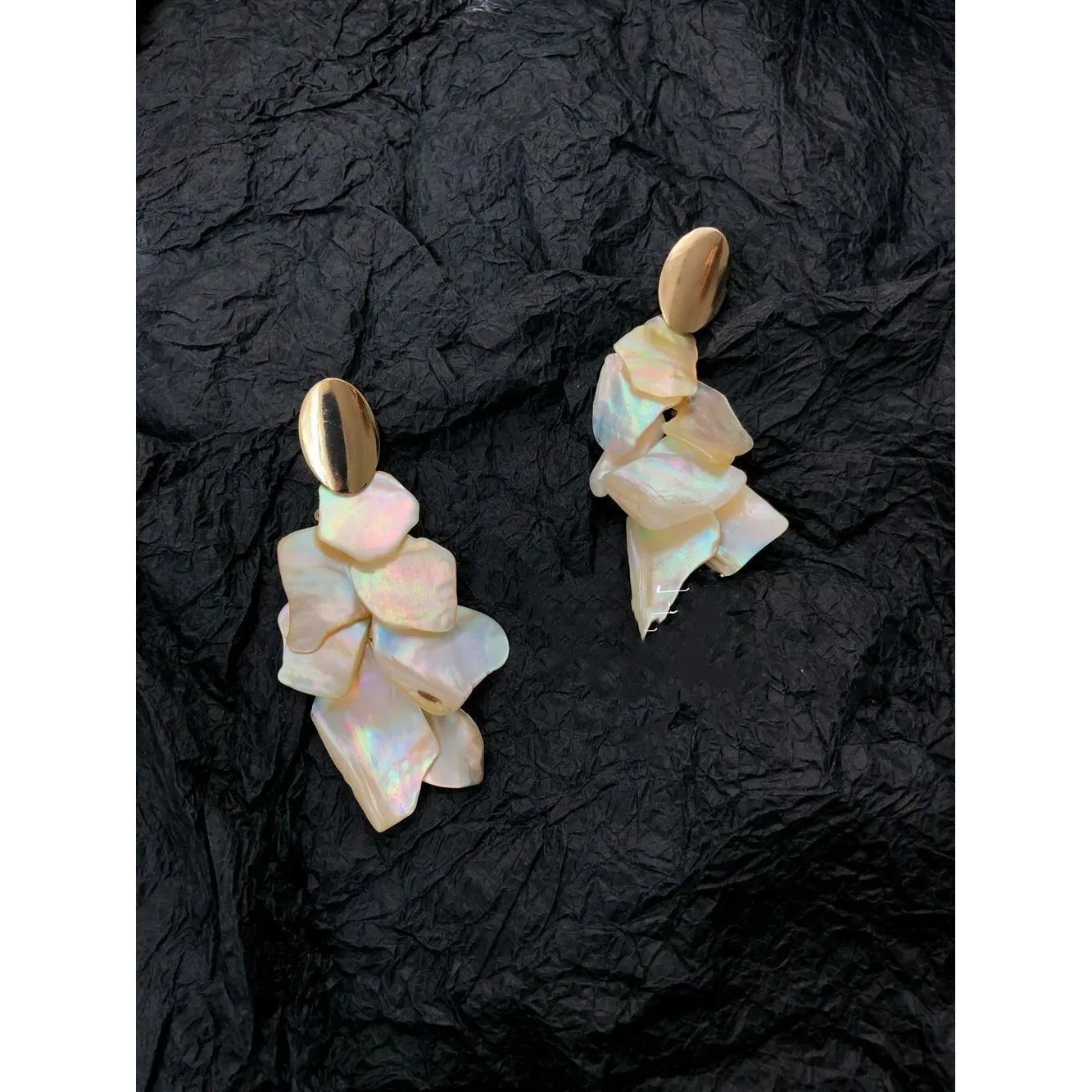 

Kitykiss Original Irregular Shell Earrings, Niche and Stylish, Unlock a New Trendy Style