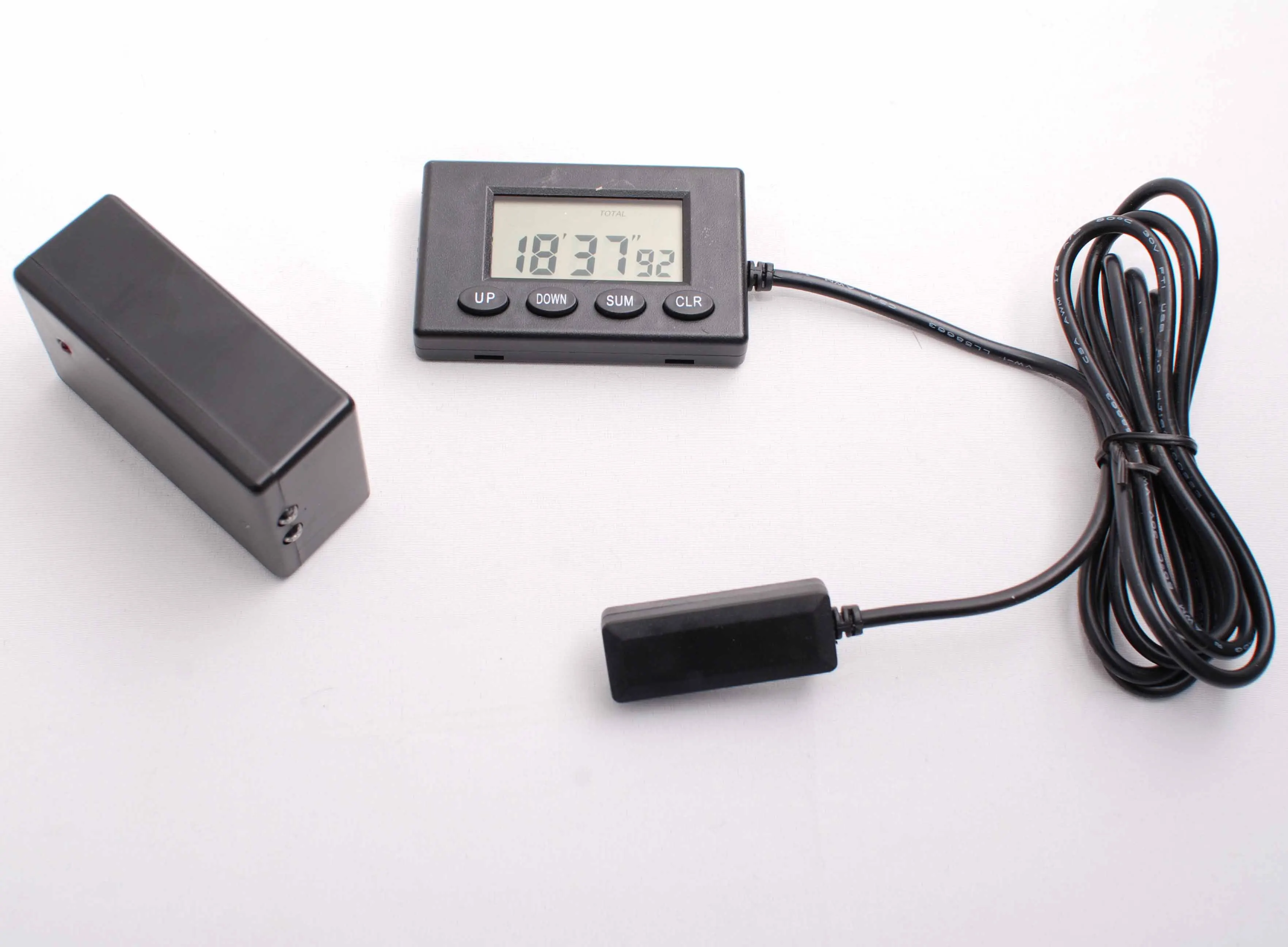 Track race lap speed timer suitable for motorcycles, cars, go karts, bicycles with a 1-second interval