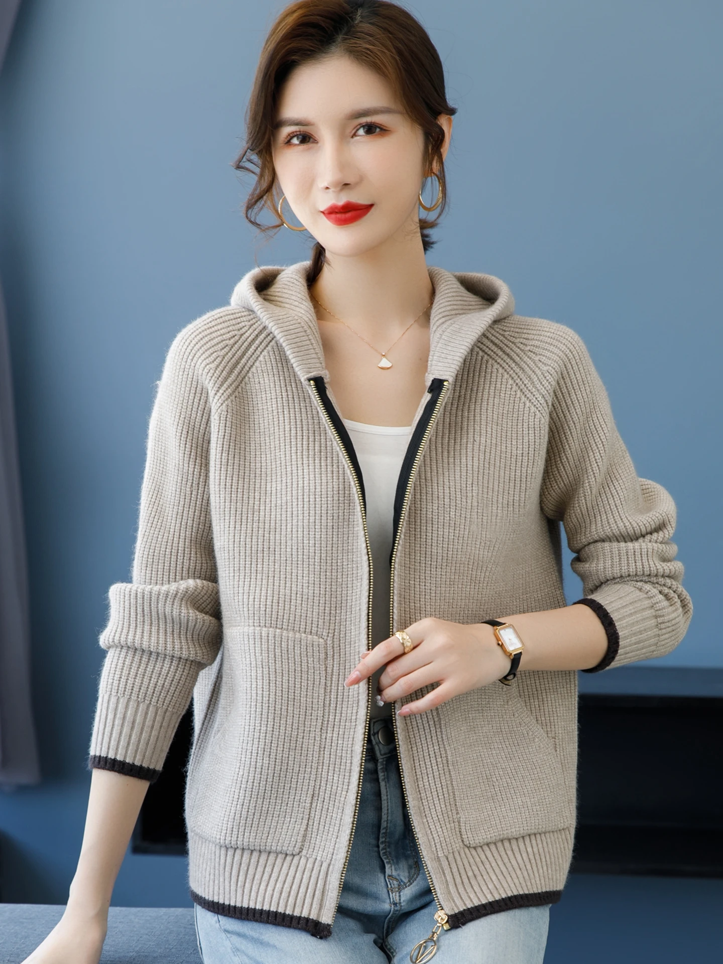 ladies-thiened-woolen-knitted-zipper-hooded-jaet-faionable-autumn-winter-new-arrival-loose-fit-large-size-simple-sle