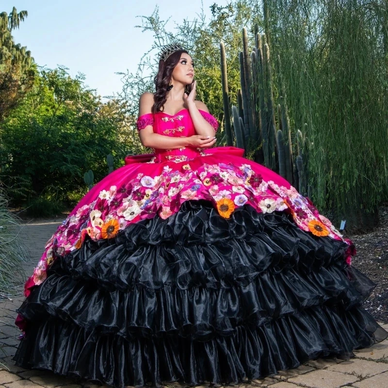 

Sexy Sweetheart Quinceanera Dresses Color Appliques Black Tull Tiered vestidos de 15 años Vintage Sweet 16 Birthday Gowns