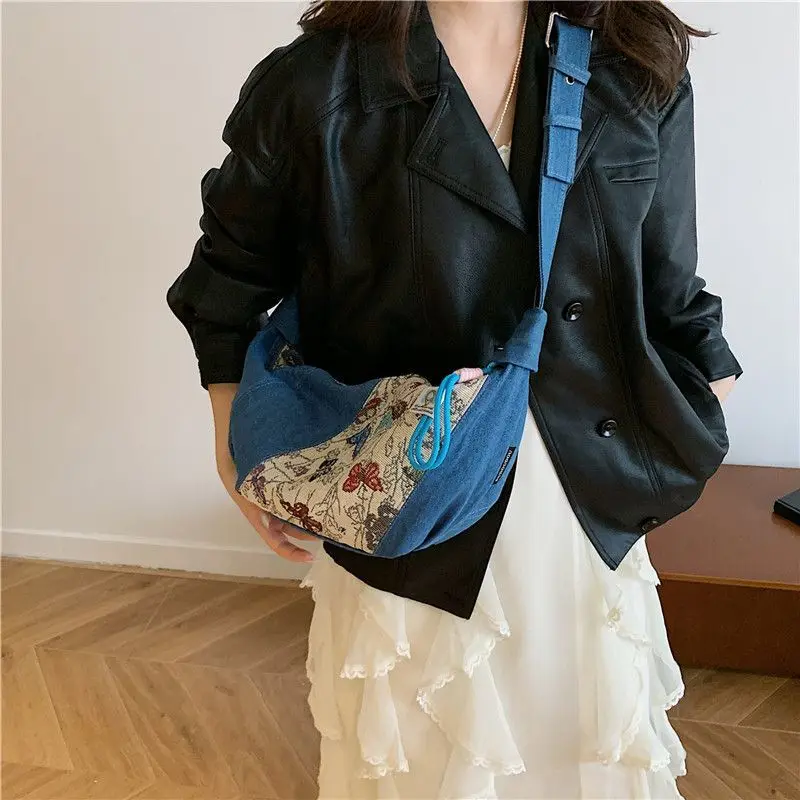 Blue Black Denim Vintage Floral Patchwork Crossbody Shoulder Bag Women Girls Large Capacity Commuter Handbag Handle Phone Purse