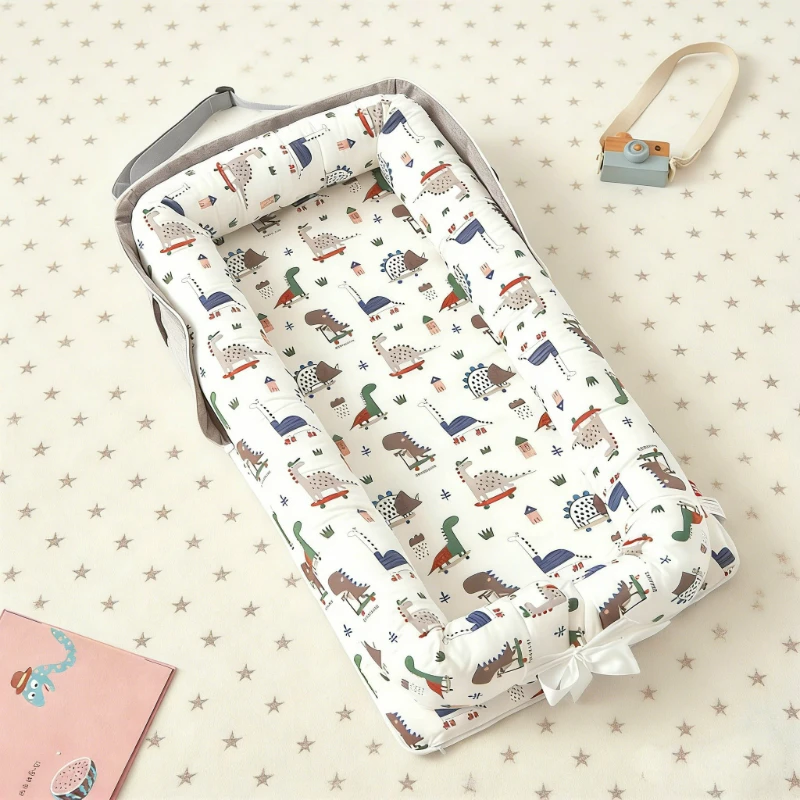 

Новая складная портативная кроватка-гнездышко для младенцев с милым принтом, легко моющаяся, 2026 год