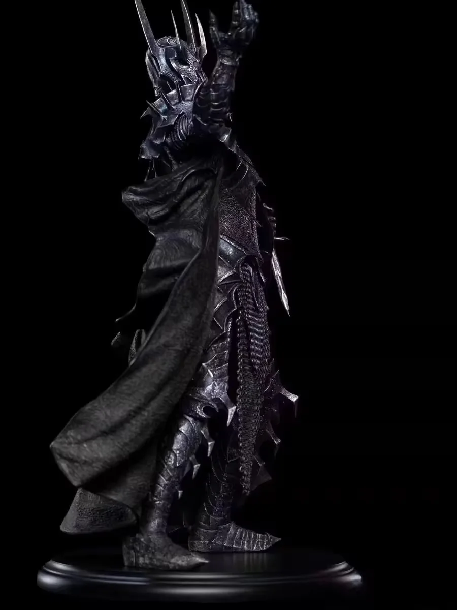 

Lord of the Rings King Generation 3 Hand-Made Model Ornament Collectible Action Figure Series - Handcrafted Doll for Display