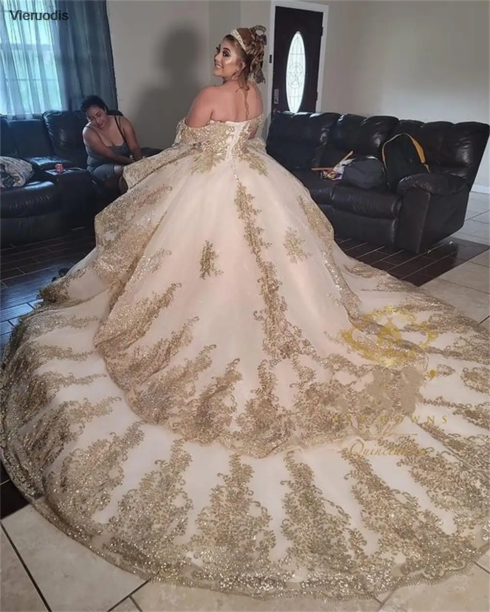 

Off Shoulder Halter Shining Gold Lace Quinceanera Dresses Champagne Sweet 16 Girls Princess Dress vestidos de xv años 2021