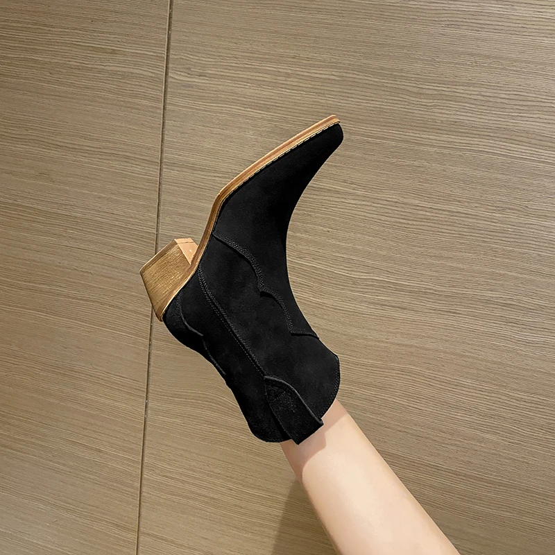 【EUNICE YUN】2025 Classic Western for Woman Cow Suede Pointed toe Wedges Heel Ankle Boots Simple Comfortable Cowboy Female 33-43