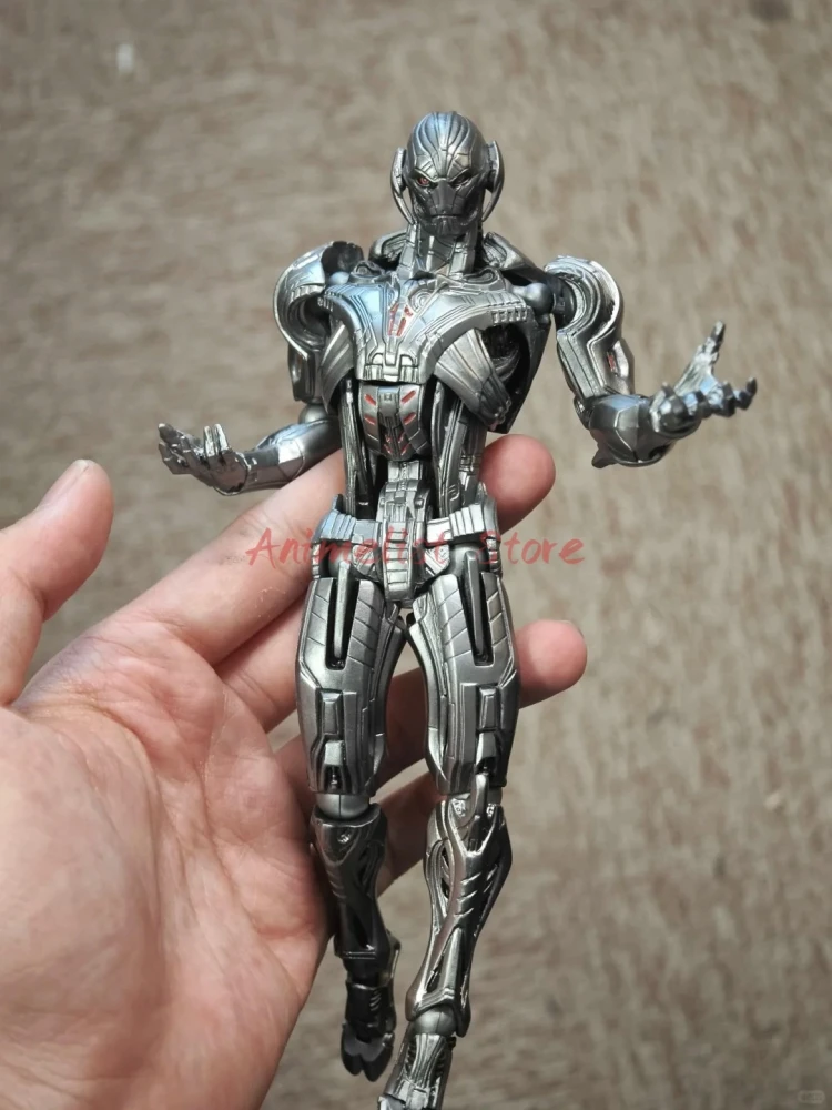 En Stock Ko modelo Marvel Ultron figuras de acción Kaiyodo increíble Yamaguchi 16cm vengadores colección de Anime juguetes regalo