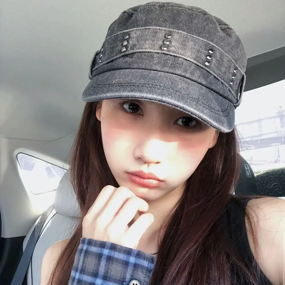 

Casual Rivet Flat Top Hat Washed Denim Y2k Peaked Cap Gothic Visor Cadet Cap Men Women