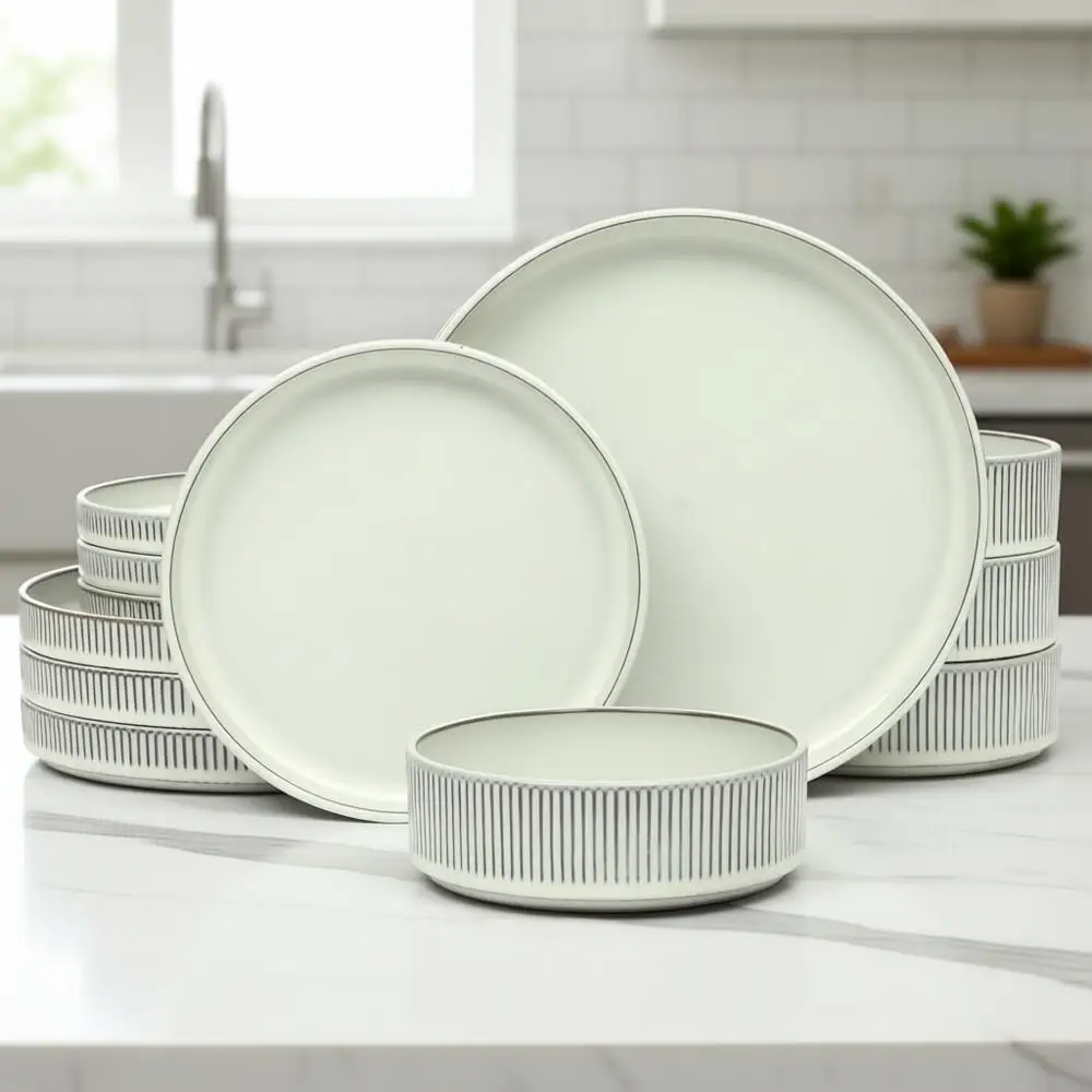 

12-Piece Reactive Glaze Round Dinnerware Set in Cream White