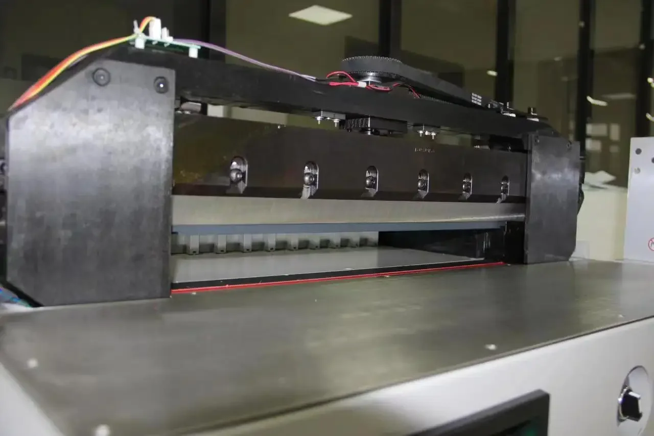 1200W heavy duty Programmable hydraulic paper cutter machine with LED buttons operation penal