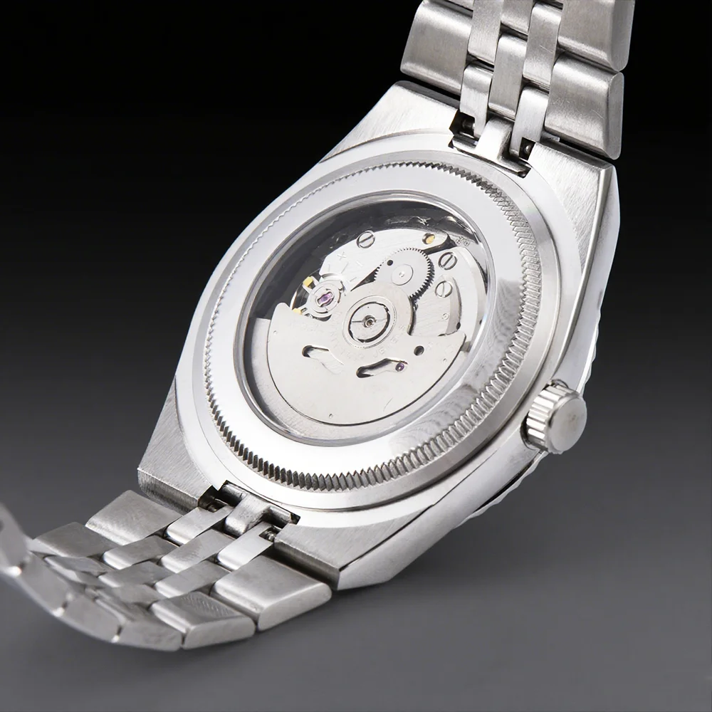 Orologio personalizzato Orologio con movimento NH35 Orologio da uomo in argento da 39,5 mm Orologio con logo personalizzato con quadrante in zaffiro a specchio completo