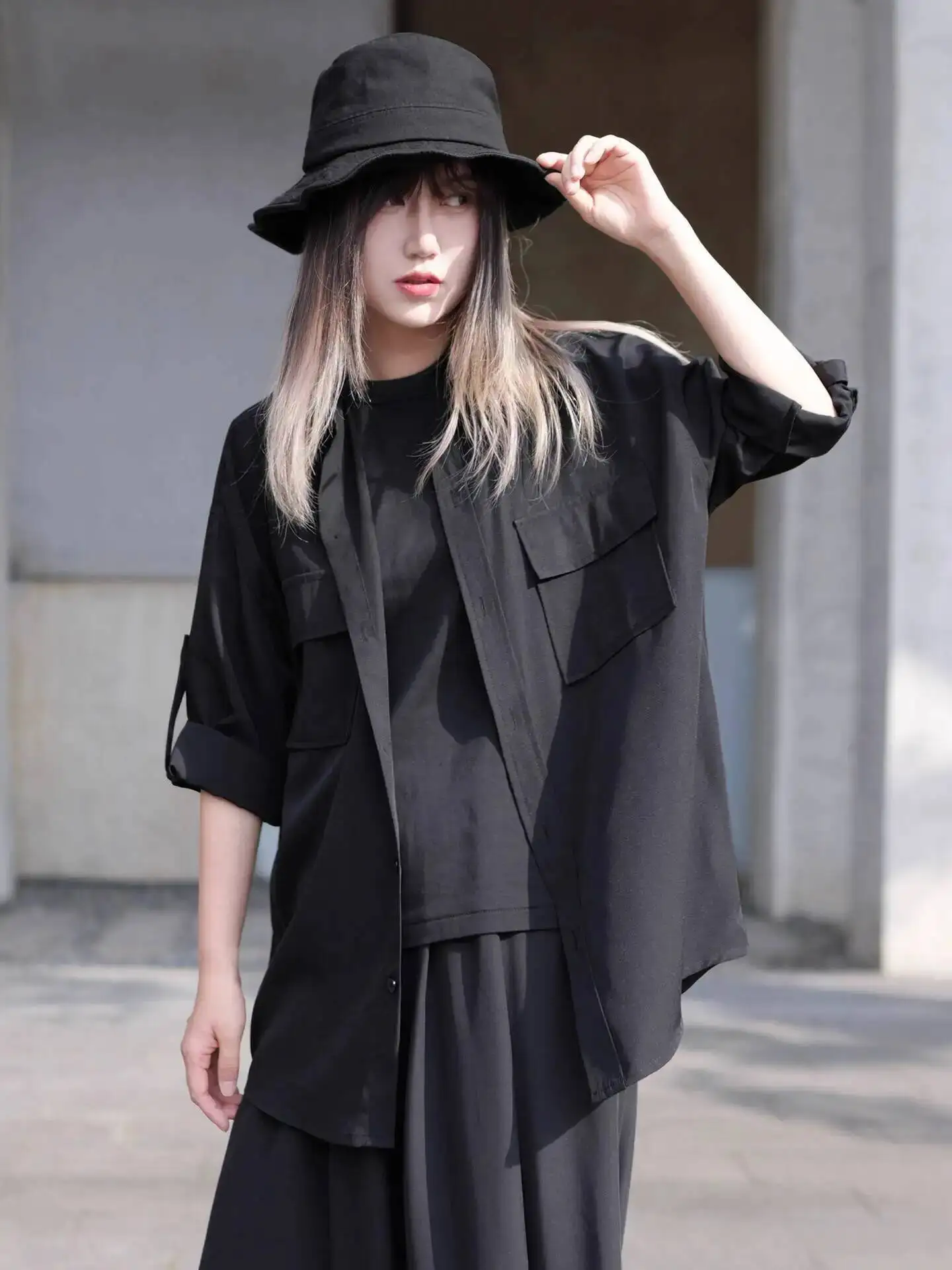 

Women Shirts Summer New Style Japanese Vintage Black Short Sleeve Shirt Women's Loose Fit Student Shirt Pure Black Top