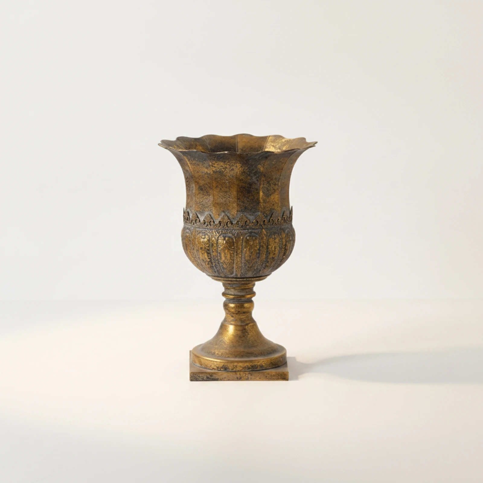 Pedestal Vase Vintage Vase with Scalloped Rim Metal Urn with Square Base Decorative Rustic for Entryway, Living Room