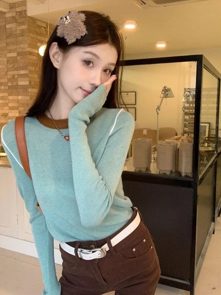 

2025 Retro Color Contrasting Knitted Sweater Women Y2k Aesthetic Slim Long Sleeved Top Korean Fashion Autumn Winter Bottom Shirt
