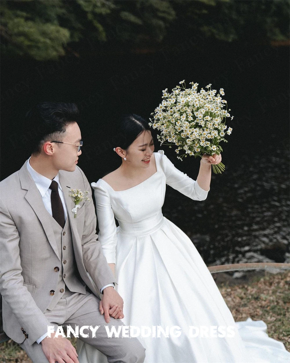 Vestido de novia con cuello cuadrado encantador y elegante, sesión de fotos de Corea, línea A, vestido de novia de siete mangas, corsé trasero con tren de barrido personalizado