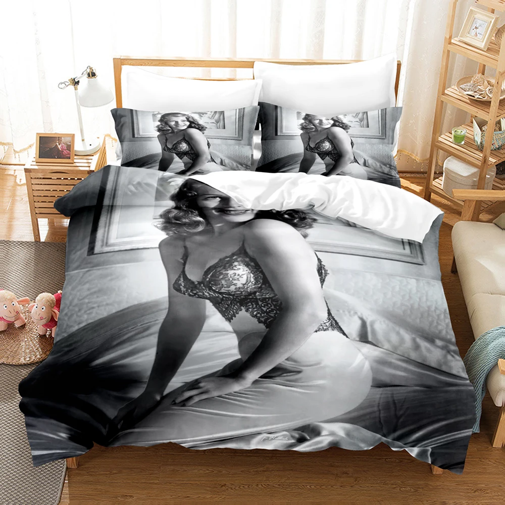 1970S‑1980S Vintage Pin Up Girl Poster Hawaiian Beach Cowgirl Bedding Set Duvet Cover 2 Pillowcases Bedroom Home Decor Bed Linen