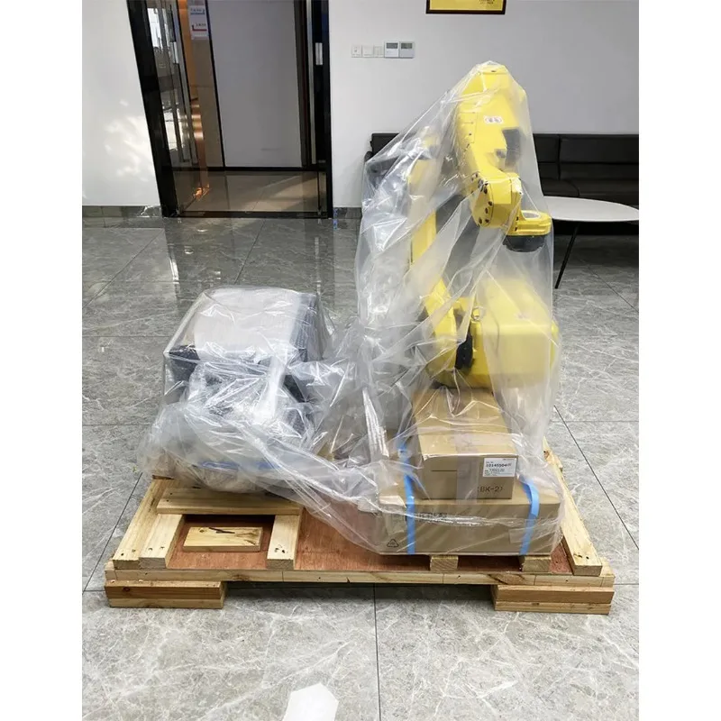 Brand new M-1iA/0.5A  (6 axes) Spider Mobile Complete Unit One-year warranty