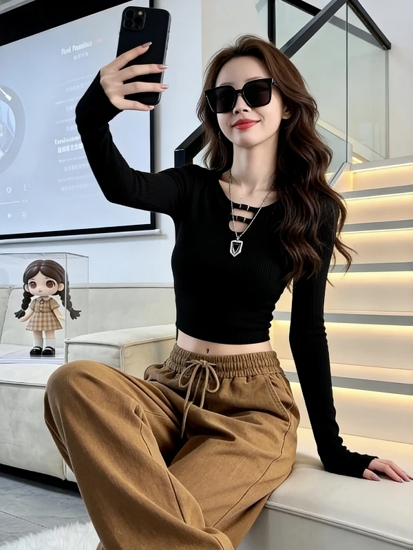Sexy Black Fleece Lined Long Sleeve U-Neck Hollow out T-Shirt Women's Slim Fit Jazz Dance Short Top Base Shirt Spring Season
