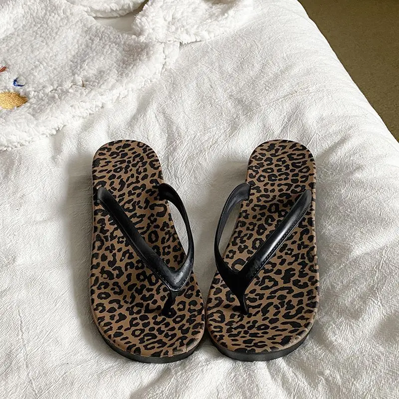 

Fashionable Polka Dot Design Women's Summer Flip-flops with Thick Sole for Heightening Anti-slip Comfort Outdoor Casual Wear