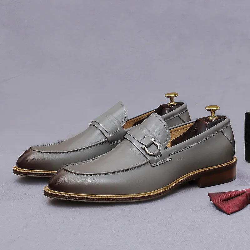 

Men's loafers, cowhide, versatile and casual retro slip-on genuine leather shoes suitable for business and formal occasions