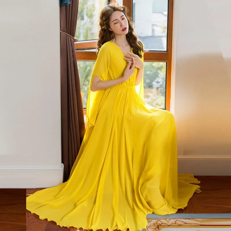 Gelbes Chiffon-Maxikleid für Damen mit V-Ausschnitt, Fledermausärmeln, elastischer Taille und fließendem, formellem Schnitt