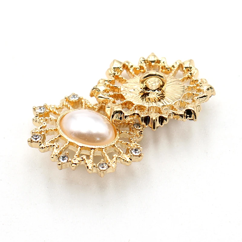 New pearl alloy sewing buttons 10 pieces/batch 20 * 23MM gold rhinestone decorative hand sewing clothing button accessories