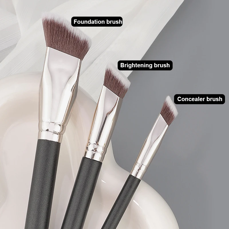 Kit di pennelli per trucco viso da 3 pezzi per fondotinta, correttore e pennello per fard per una finitura impeccabile, adatto ai principianti