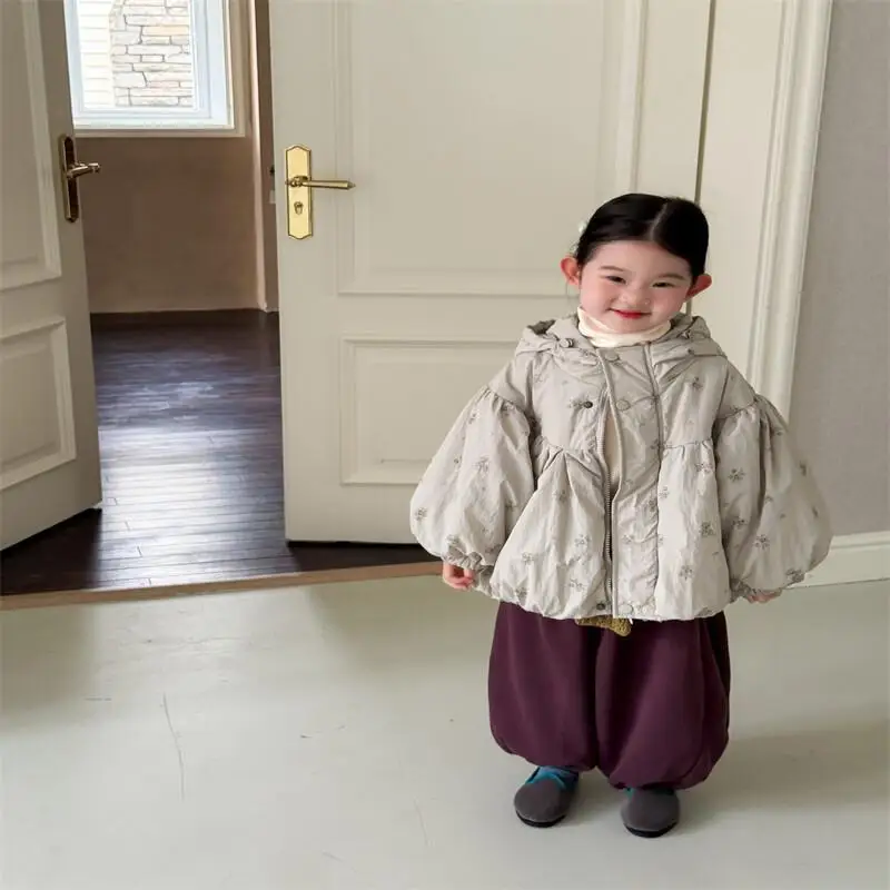 

Хлопковое пальто с капюшоном и цветочным принтом для девочек, зима 2021, новая детская одежда в корейском стиле, детская зимняя куртка, верхняя одежда, повседневная теплая одежда, От 4 до 8 лет