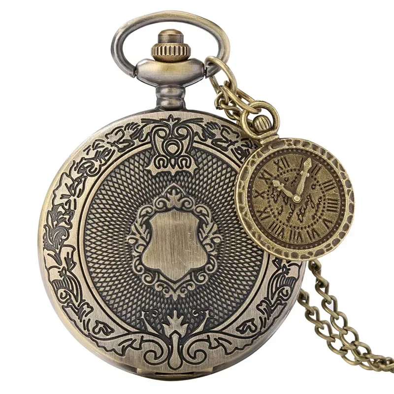 Vintage Style Shield Case Bronze Quartz Pocket Watch for Men Women Roman Number Dial Timepiece Necklace Chain Clock Compass Deco