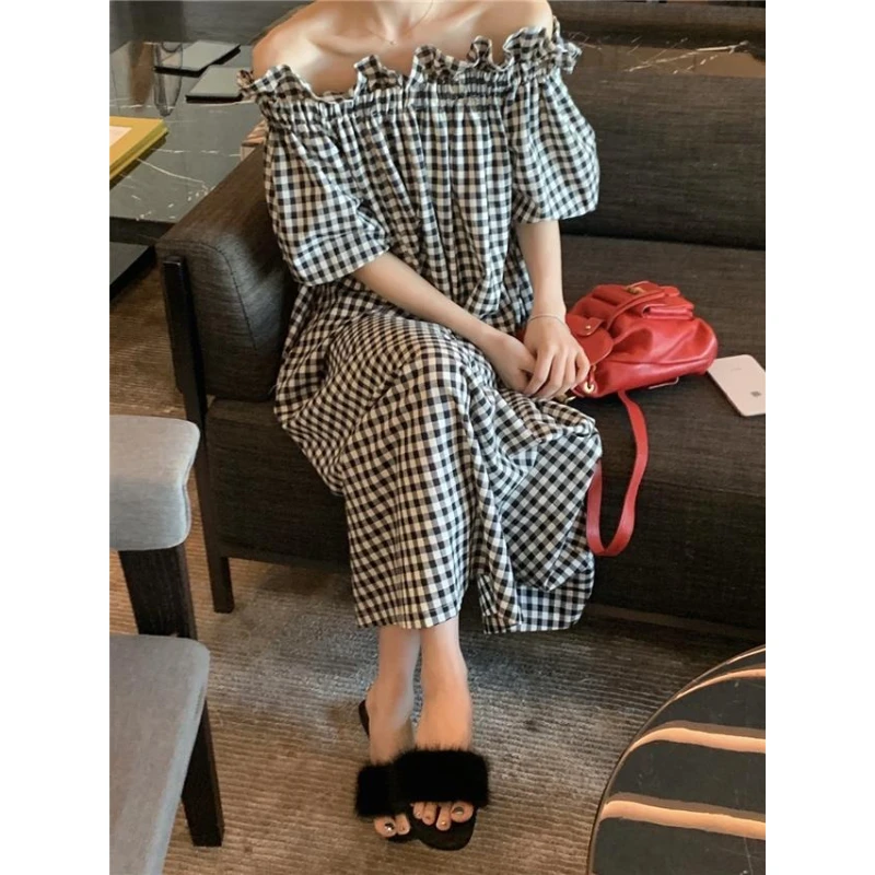 

Two Wear One-word Shoulder Plaid Dress Summer 2026 New Retro French Temperament Fashion Knee Long Dress Women