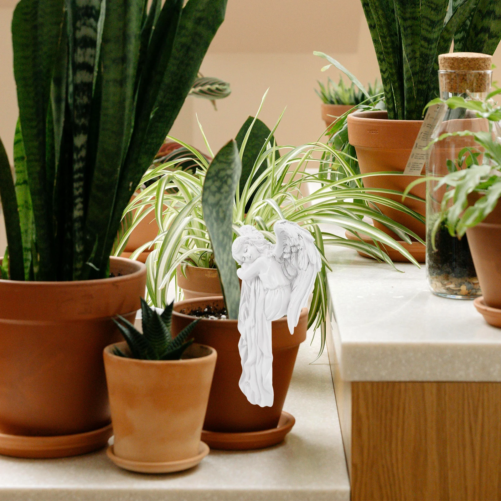 

Resin Angel Door Frame Ornament 3D Wings Sculpture Guardian Angel Decoration for Home Window Cabinet Christmas