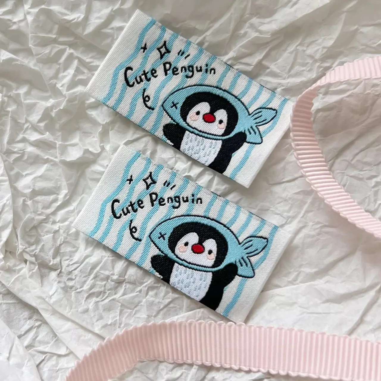Handmade Sewing label Cute Cartoon Penguin Woven Label DIY Craft Patch Fold Edge Sew On Tag for Cloth Hair Scrunchie Cup Coaster