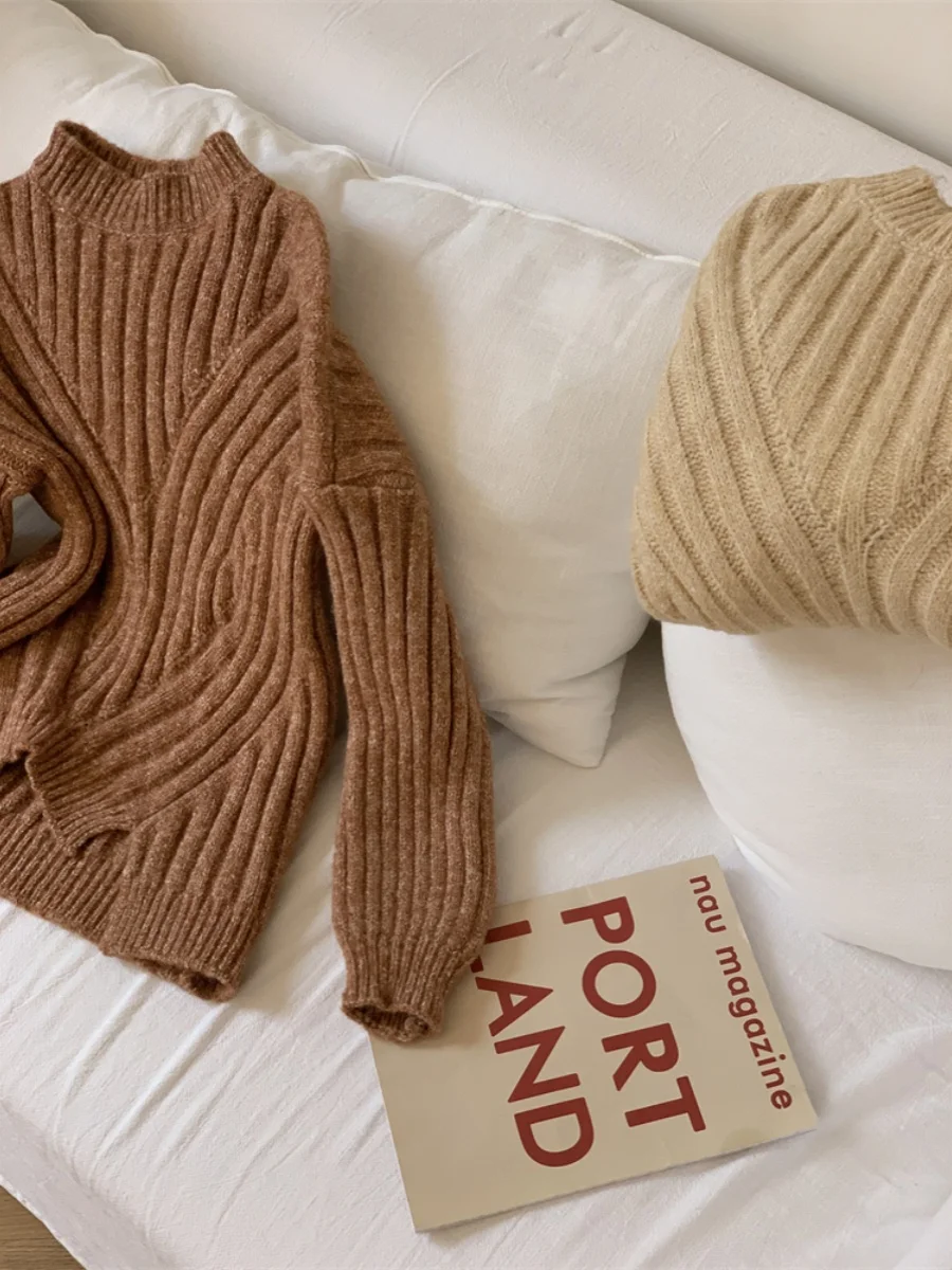 سترة محبوكة فضفاضة مجوفة من Thiened بتصميم علوي مع نسيج حاشية ونمط غير منتظم طويل Sve مستدير Ne #5